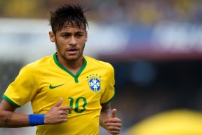 中国足球职业俱乐部青训营科学训练体系完善，中国足球青训营都有哪些